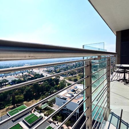 Menlyn Maine Apartments 프레토리아 외부 사진