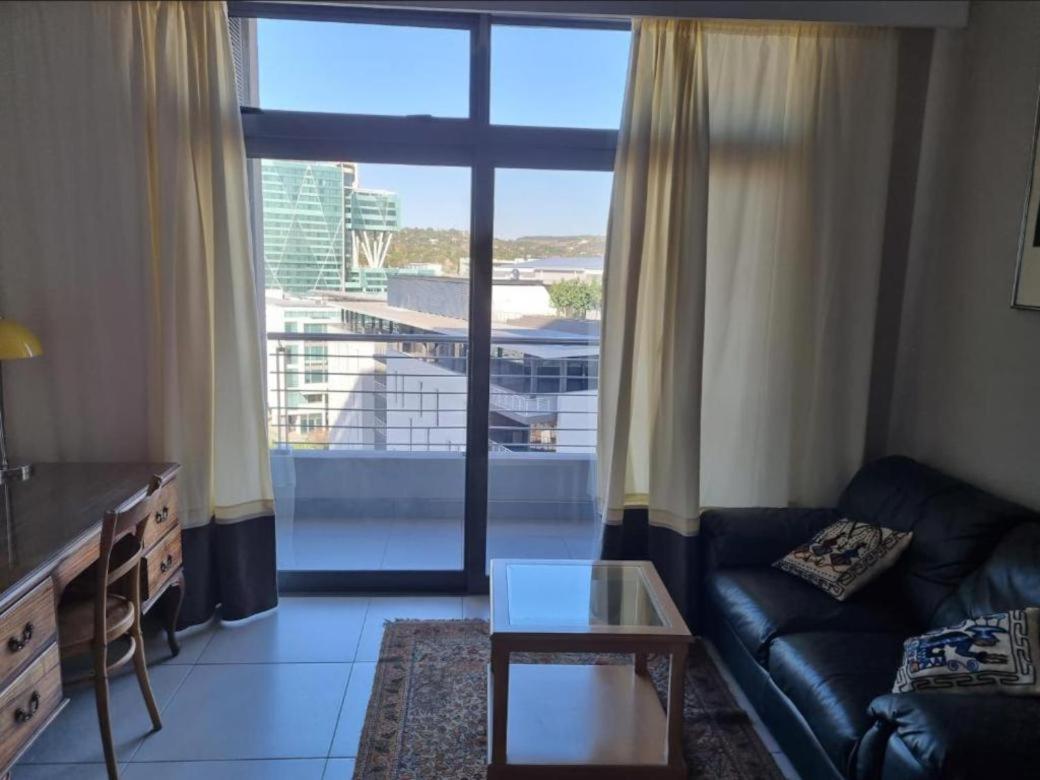 Menlyn Maine Apartments 프레토리아 외부 사진