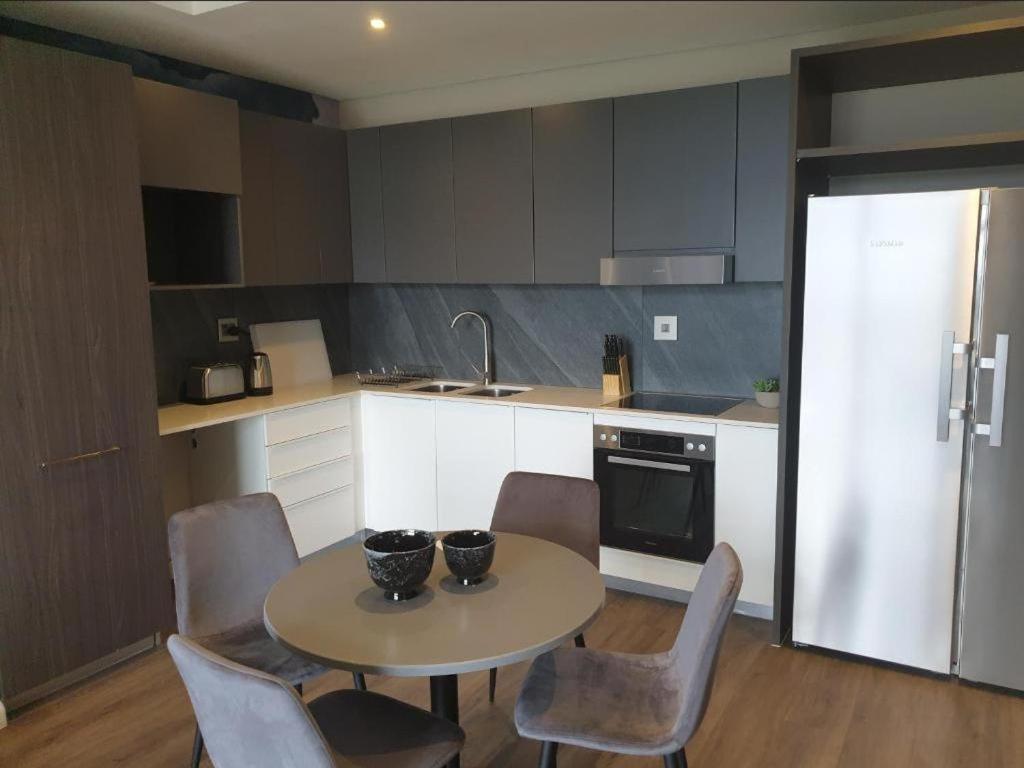 Menlyn Maine Apartments 프레토리아 외부 사진