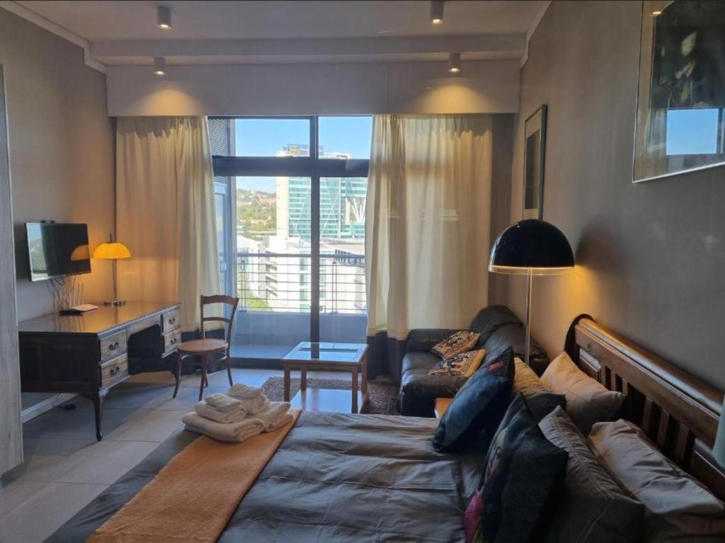 Menlyn Maine Apartments 프레토리아 외부 사진